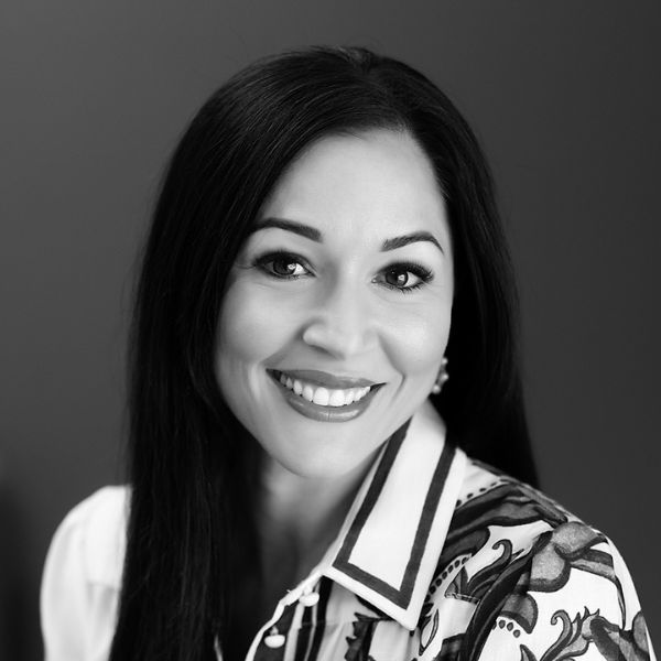 clara-headshot-altitude-wealth